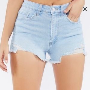 NWT light wash denim shorts size 27